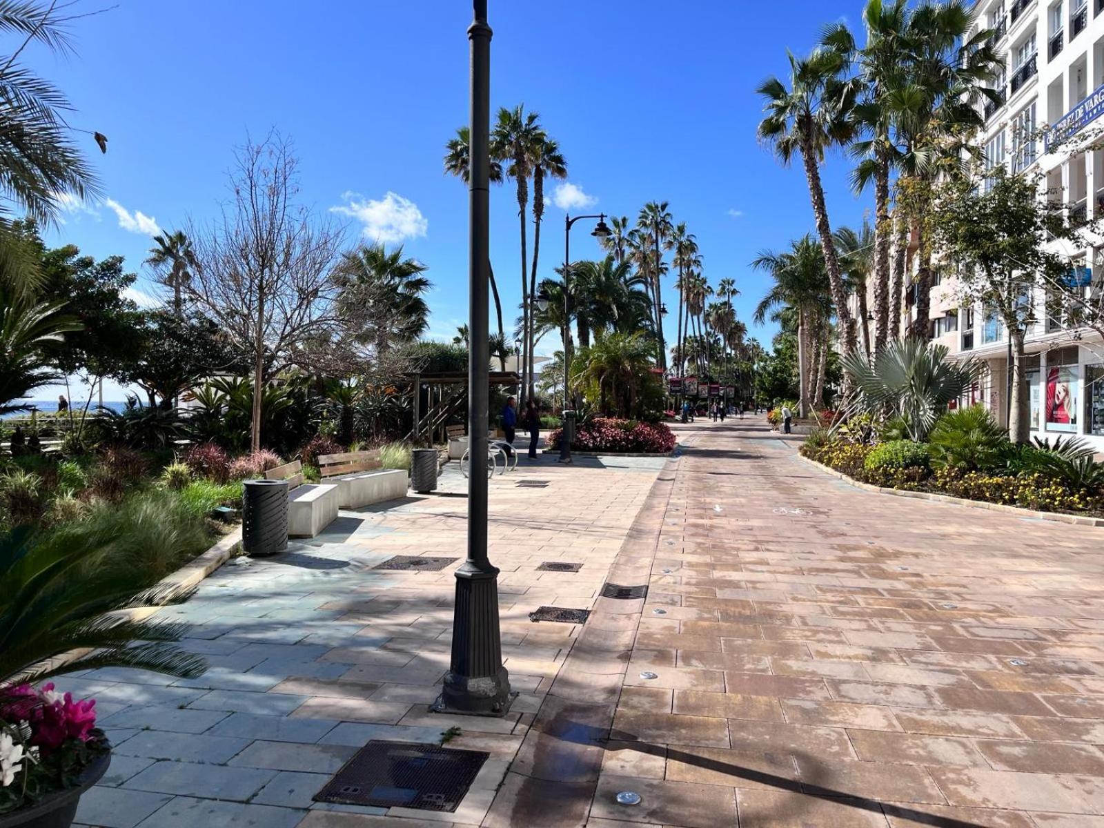 El Faro Vacaciones En Estepona Exteriör bild