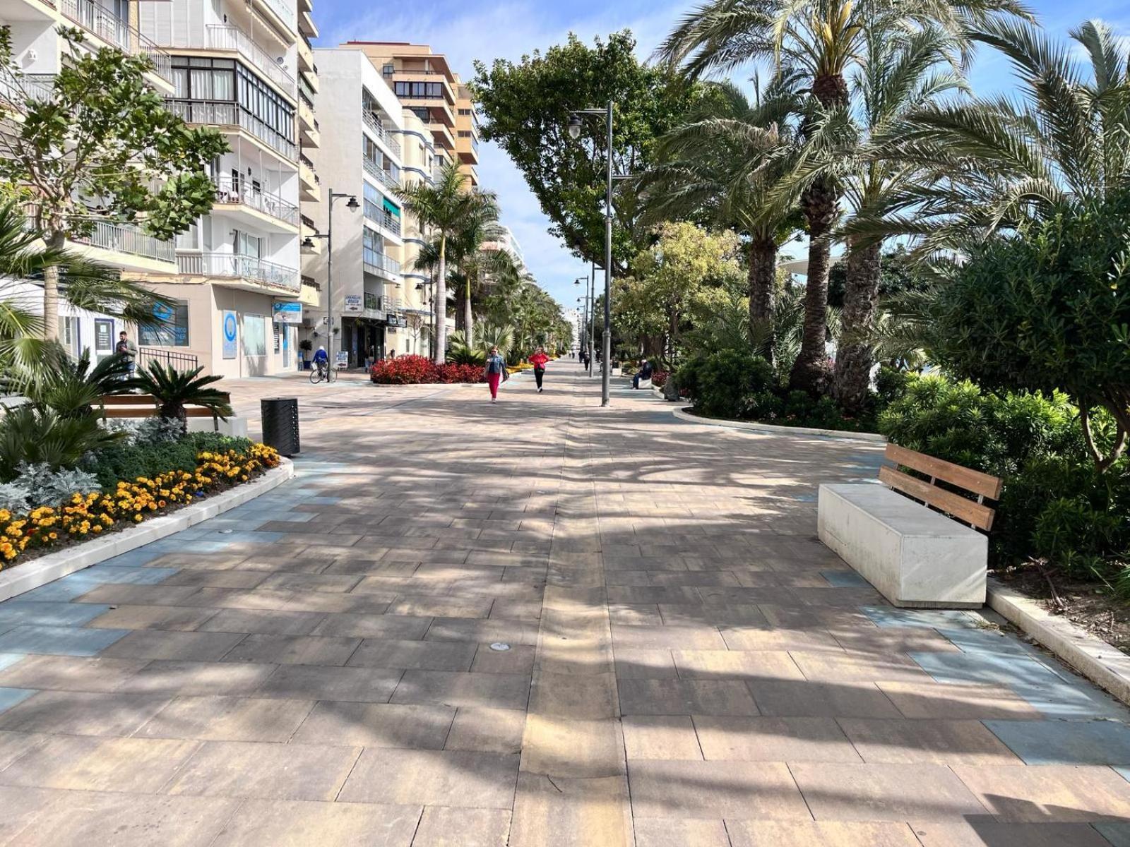El Faro Vacaciones En Estepona Exteriör bild