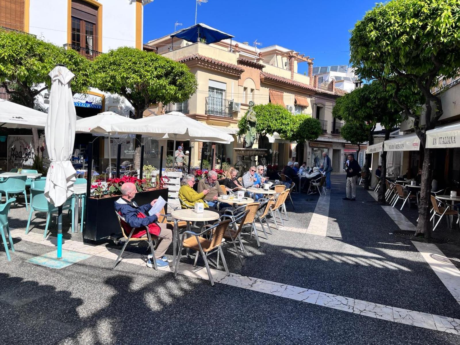 El Faro Vacaciones En Estepona Exteriör bild