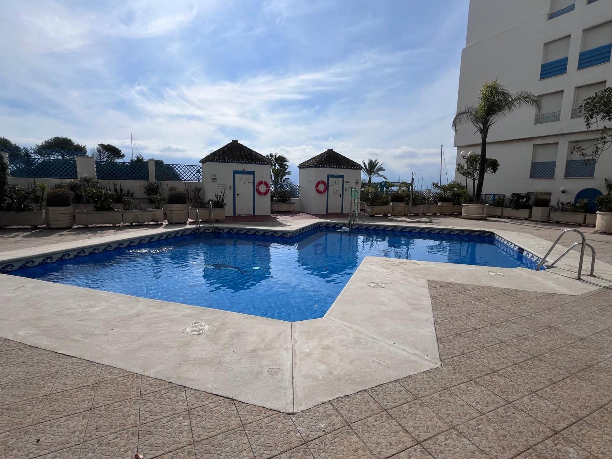El Faro Vacaciones En Estepona Exteriör bild